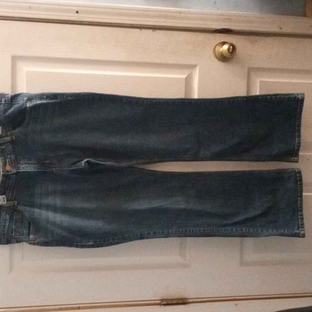Brand new Levi Straus women's size 16 low rise boot cut blue jeans